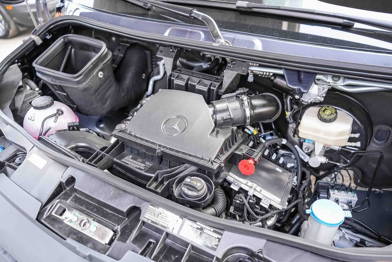 Thumbnail: 2026 Mercedes-Benz Sprinter - 25