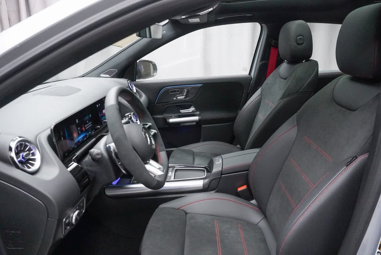 Thumbnail: 2025 Mercedes-Benz GLA - 19