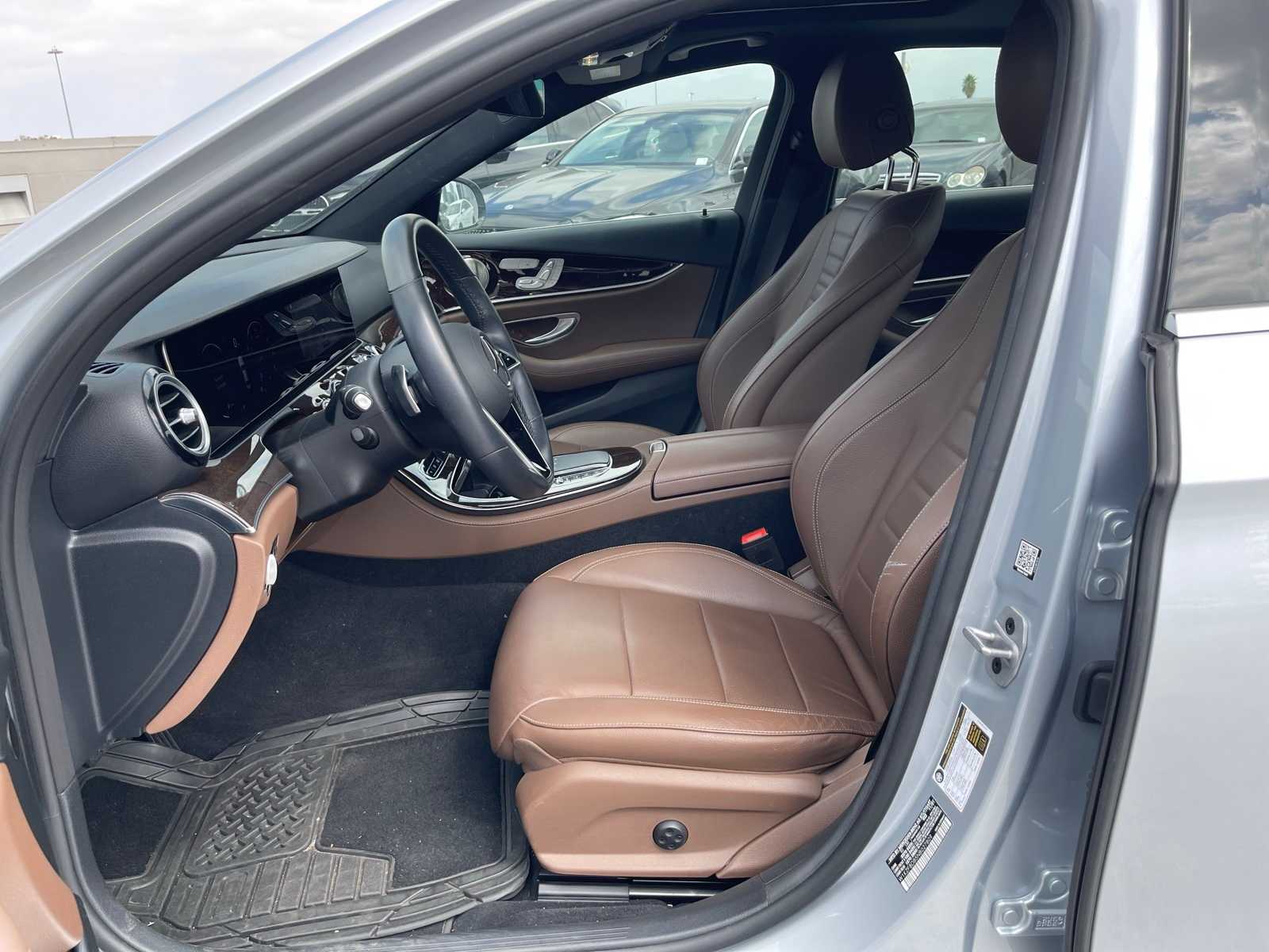 Thumbnail: 2022 Mercedes-Benz E-Class - 5