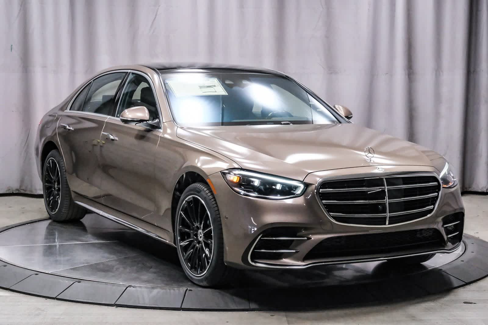 Thumbnail: 2026 Mercedes-Benz S-Class - 5