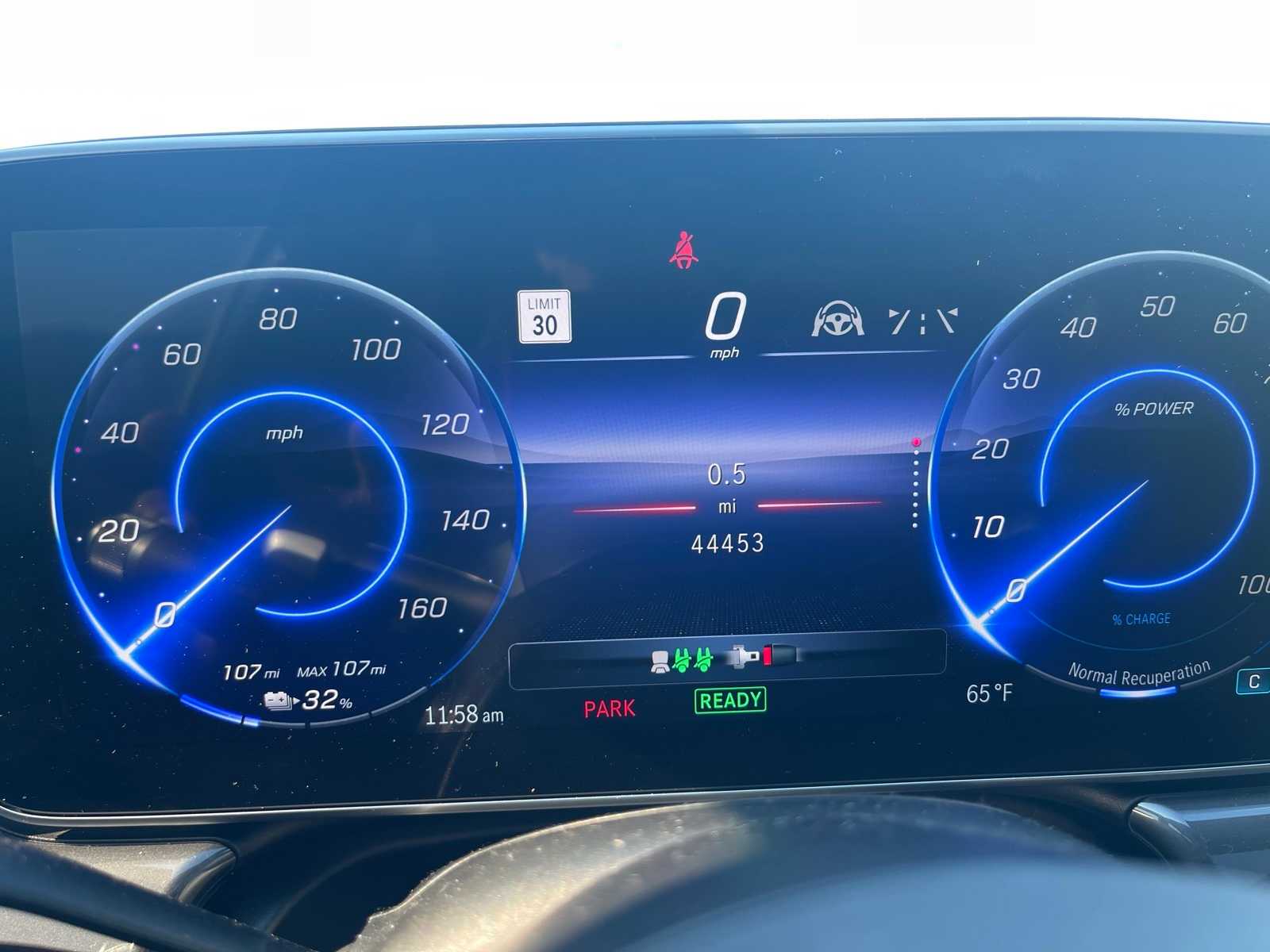 Thumbnail: 2023 Mercedes-Benz EQS - 7