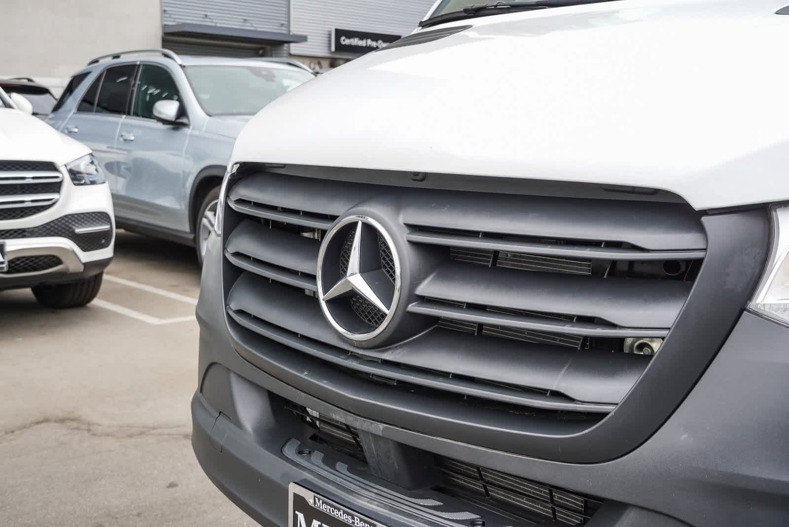 2023 Mercedes-Benz Sprinter 2500 12