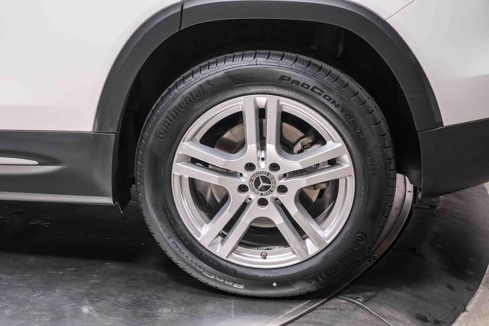 Thumbnail: 2022 Mercedes-Benz GLB - 9