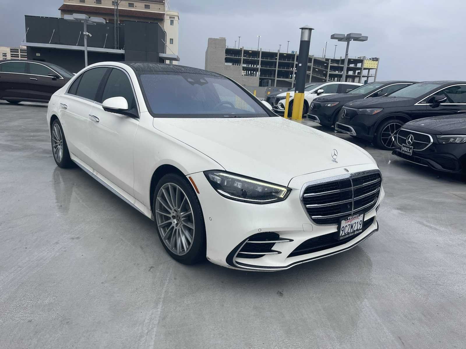 Thumbnail: 2022 Mercedes-Benz S-Class - 2