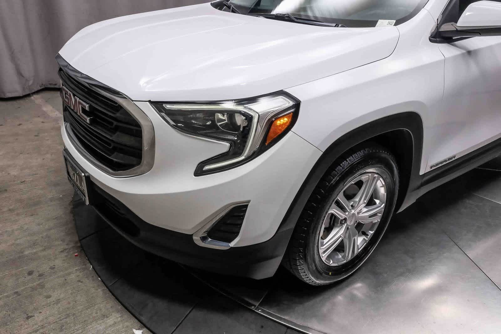 Thumbnail: 2018 GMC Terrain - 11