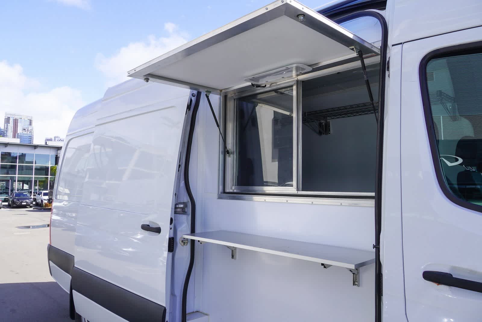 Thumbnail: 2019 Mercedes-Benz Sprinter - 2