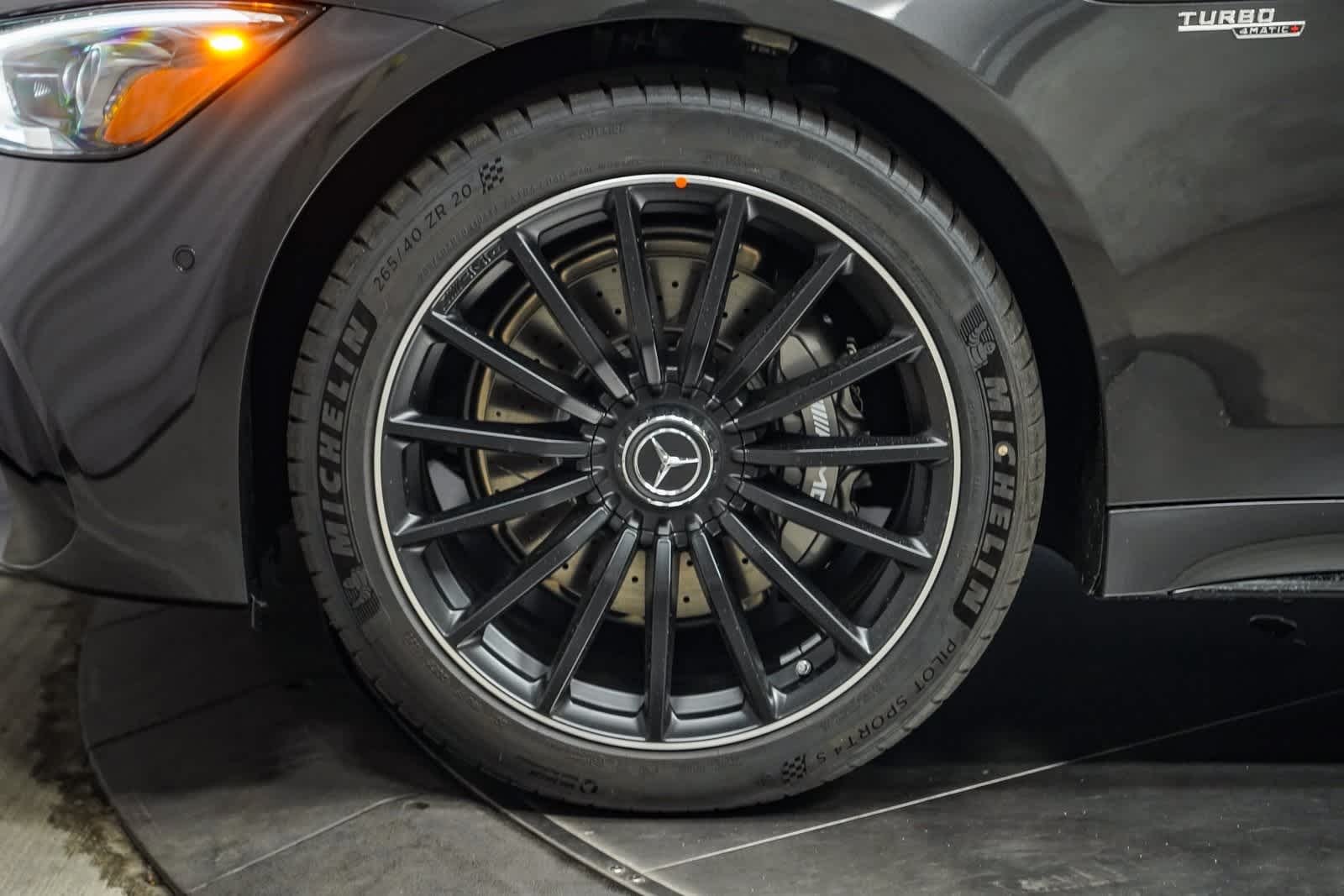 Thumbnail: 2026 Mercedes-Benz AMG GT - 9