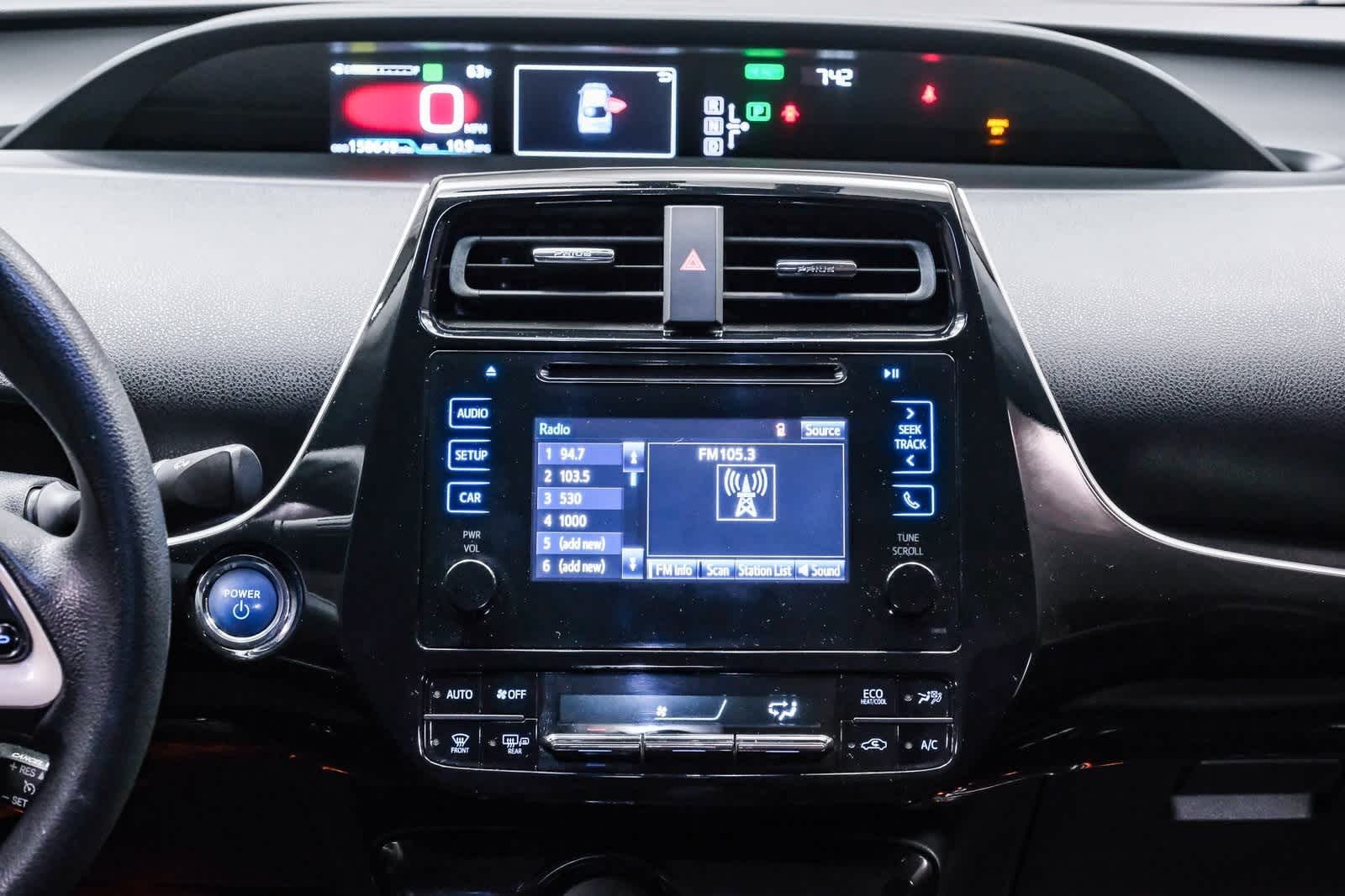 Thumbnail: 2016 Toyota Prius - 14