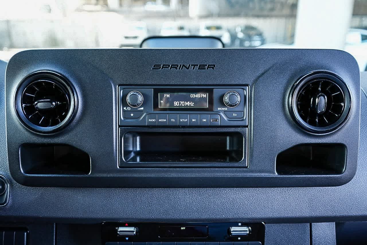 Thumbnail: 2026 Mercedes-Benz Sprinter - 14