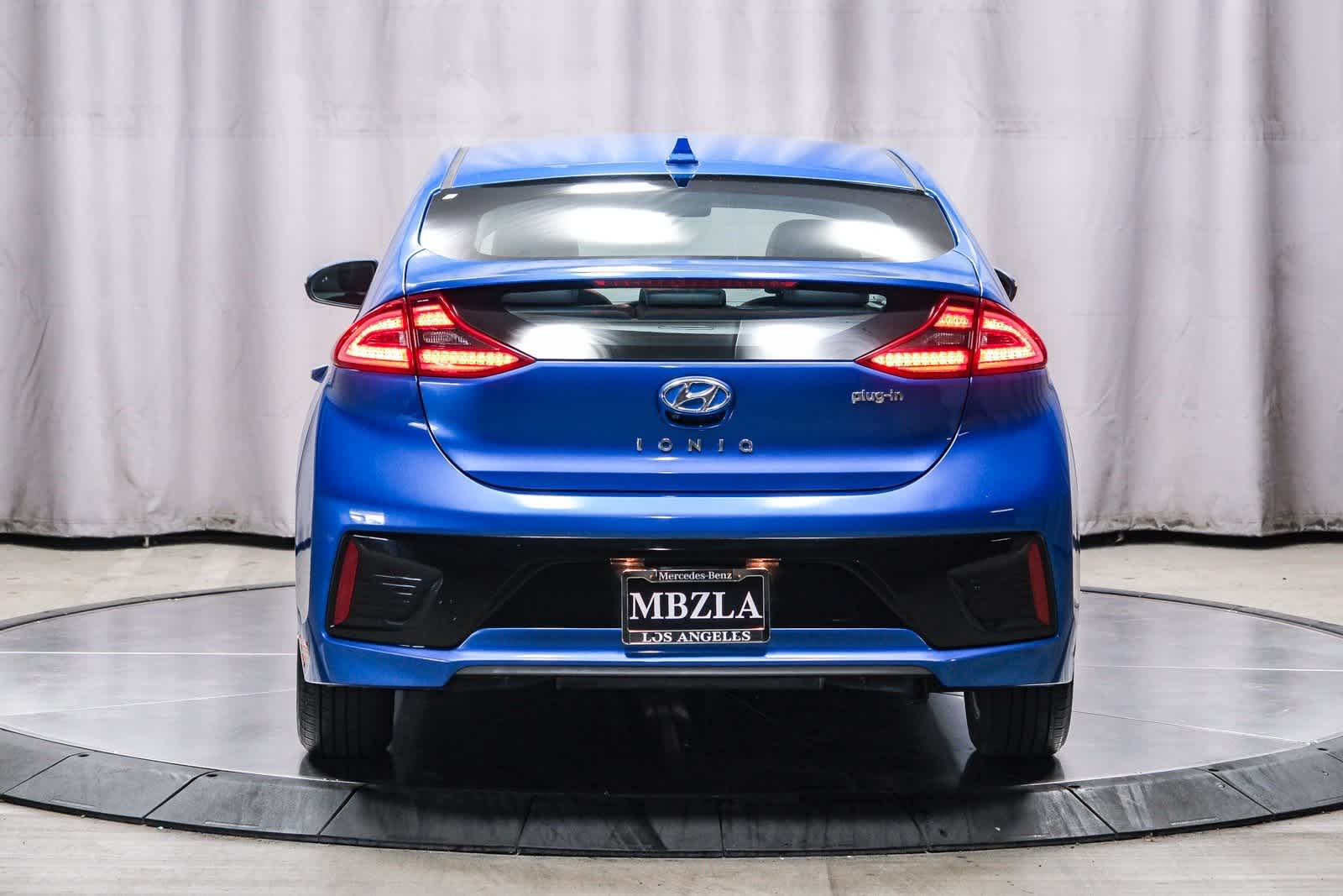Thumbnail: 2018 Hyundai Ioniq - 3