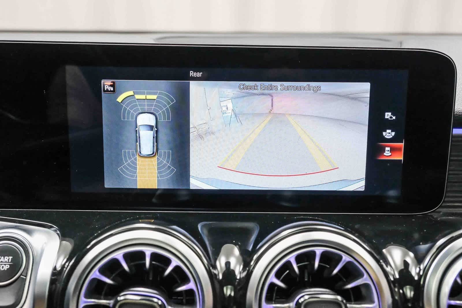 Thumbnail: 2023 Mercedes-Benz EQB - 26