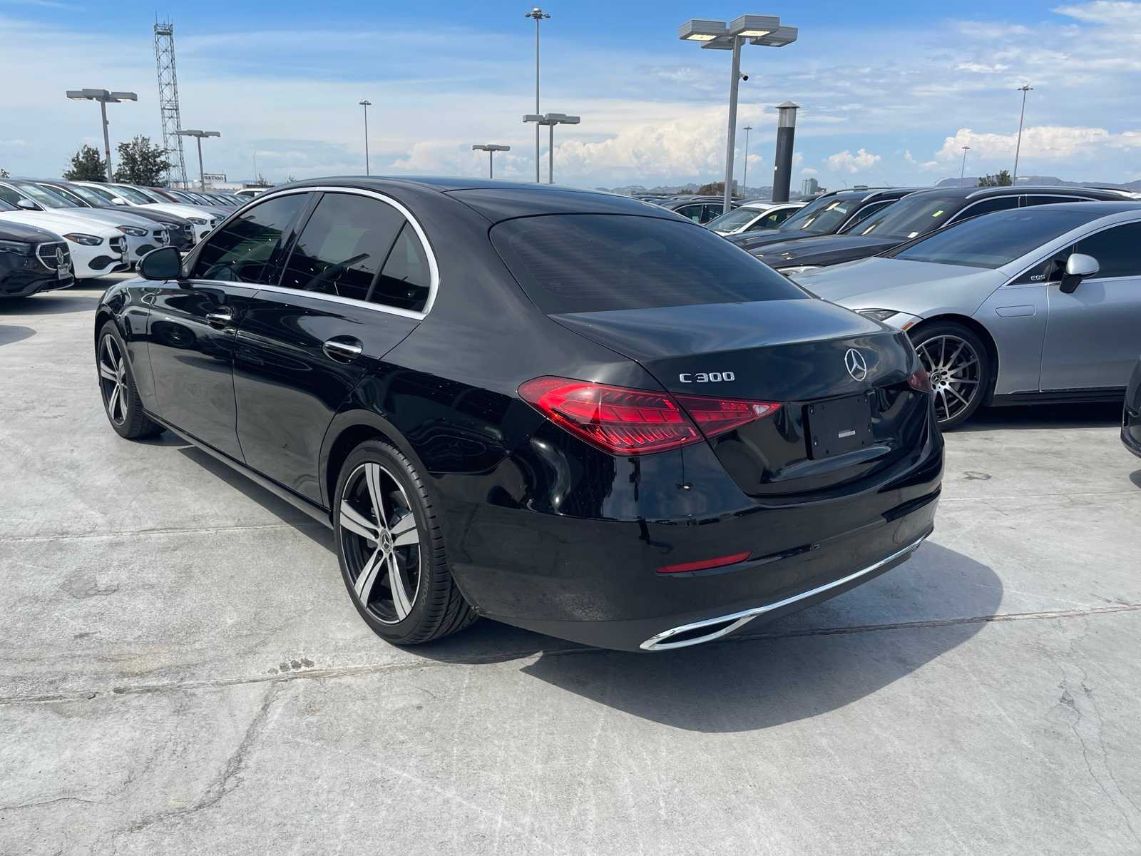 Thumbnail: 2022 Mercedes-Benz C-Class - 3