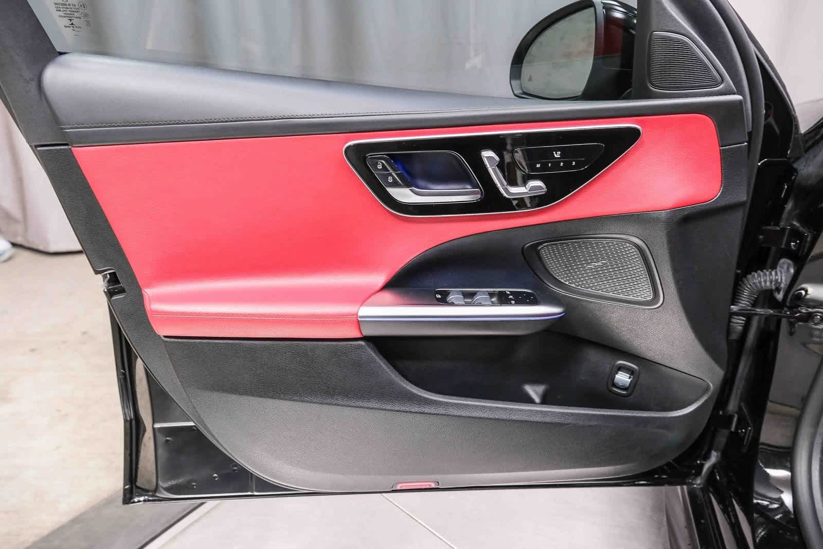 Thumbnail: 2022 Mercedes-Benz C-Class - 15