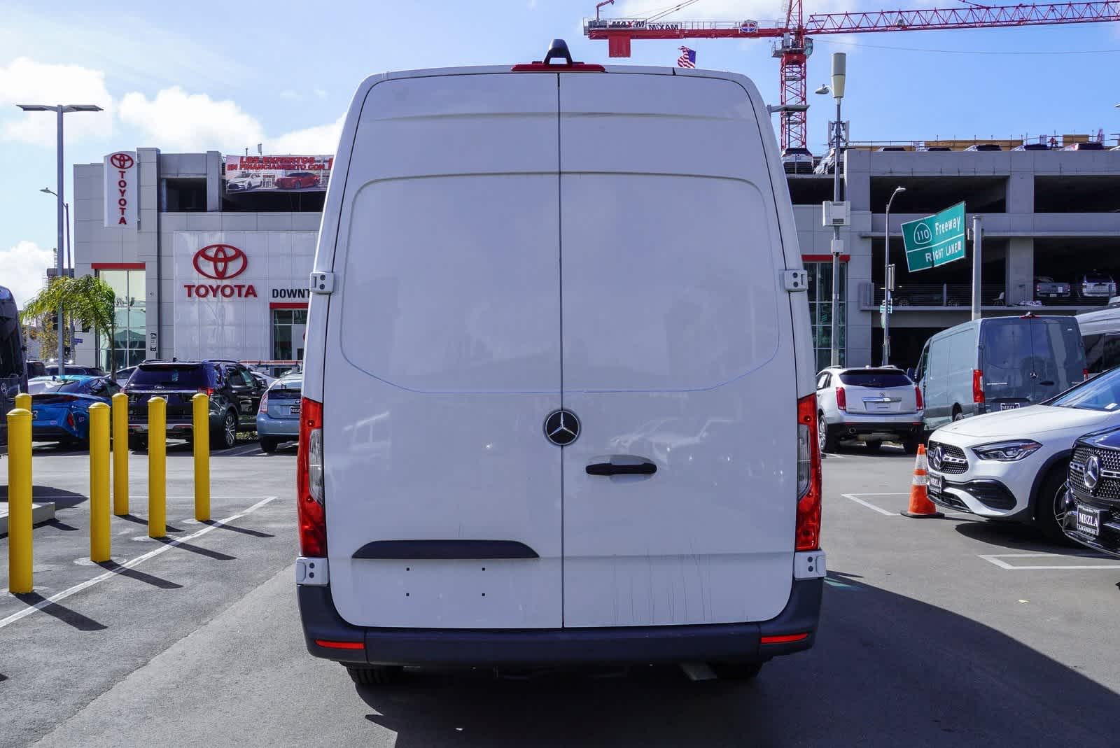Thumbnail: 2019 Mercedes-Benz Sprinter - 13