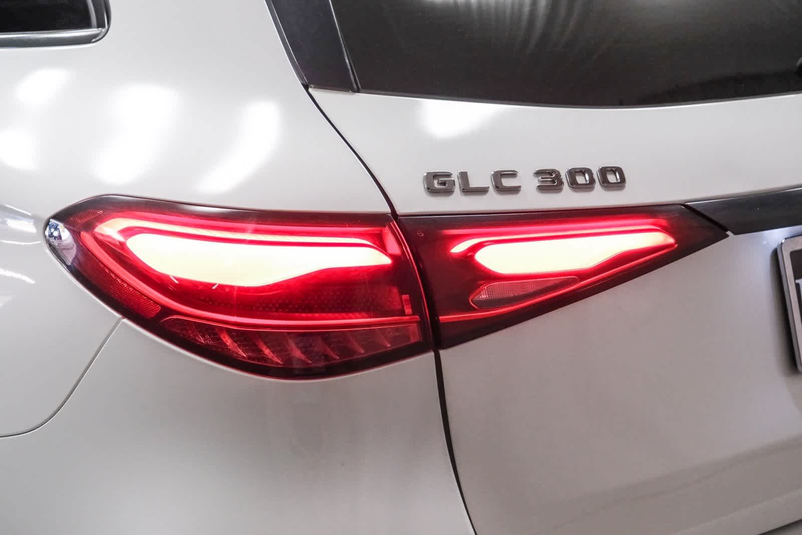 Thumbnail: 2023 Mercedes-Benz GLC - 7