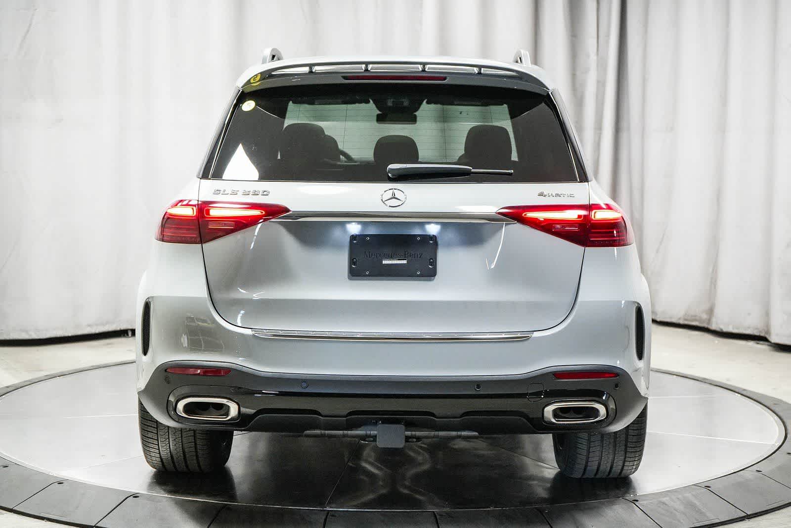 Thumbnail: 2026 Mercedes-Benz GLE - 7