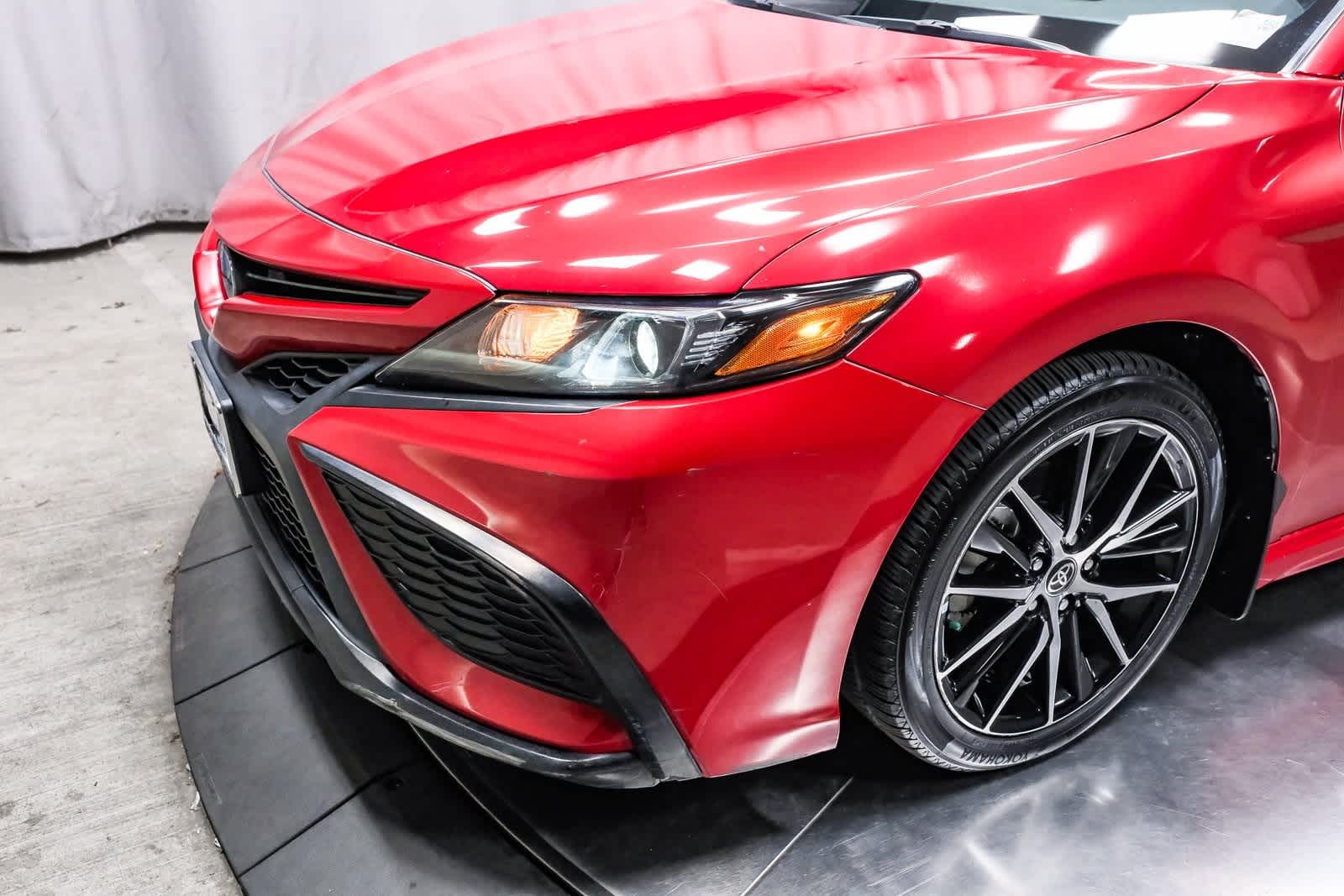 Thumbnail: 2022 Toyota Camry - 12