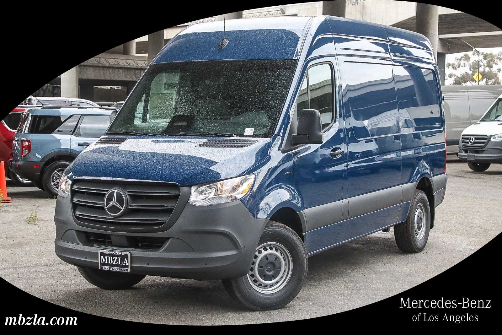 Thumbnail: 2025 Mercedes-Benz eSprinter - 1