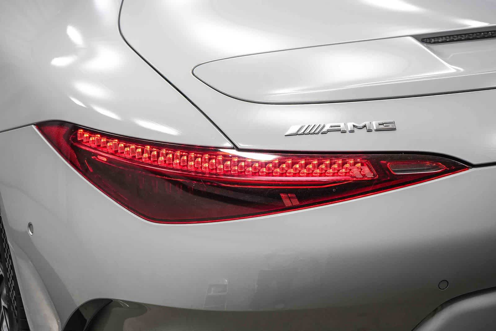 Thumbnail: 2022 Mercedes-Benz SL-Class - 13