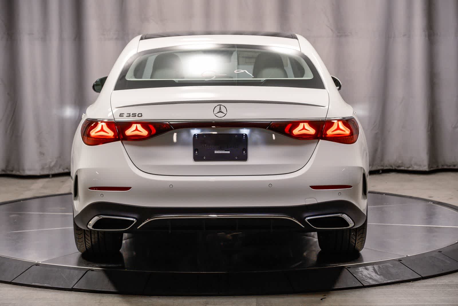 Thumbnail: 2026 Mercedes-Benz E-Class - 3
