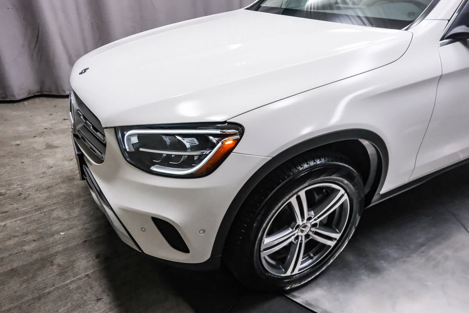 Thumbnail: 2022 Mercedes-Benz GLC - 12