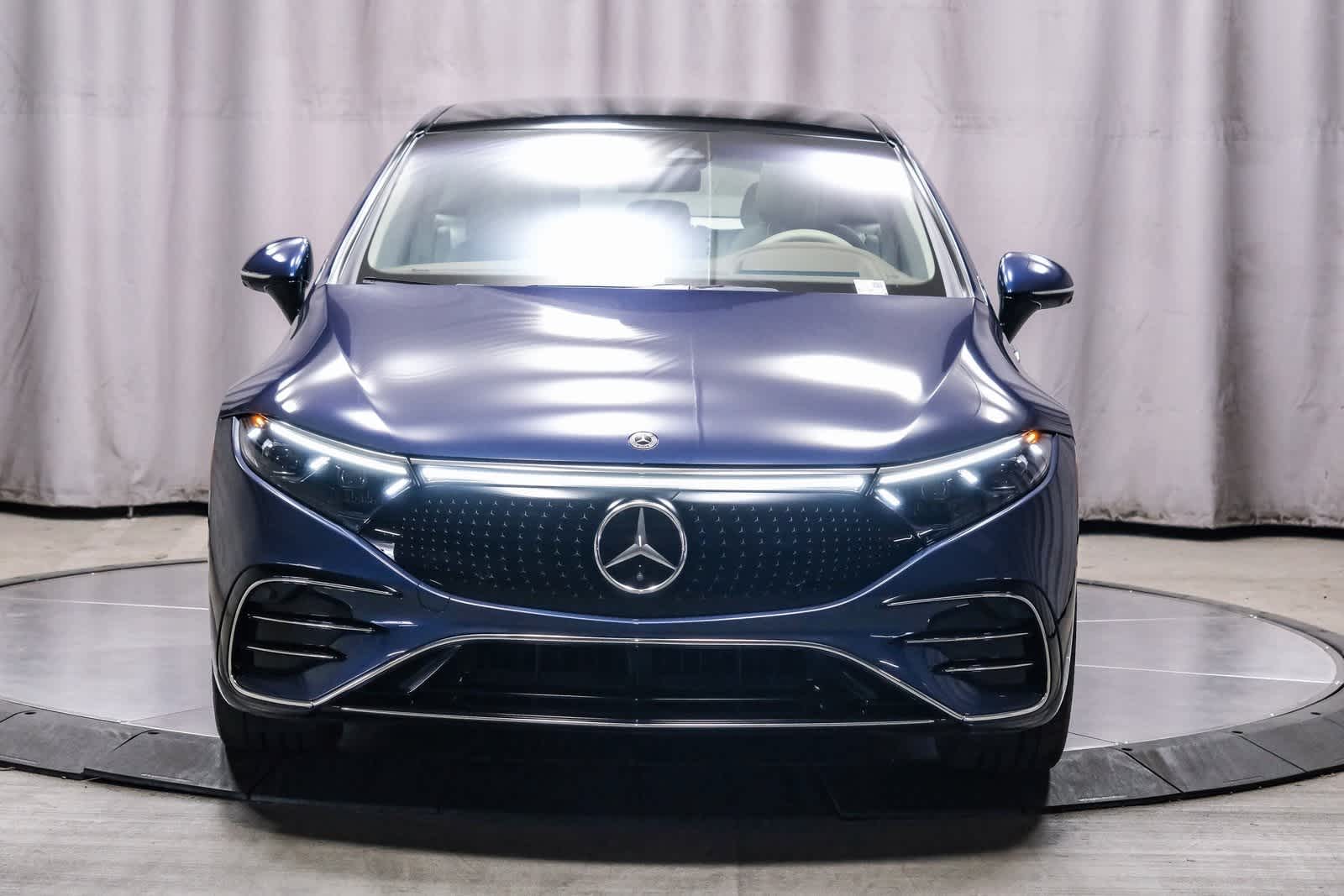Thumbnail: 2023 Mercedes-Benz EQS - 2