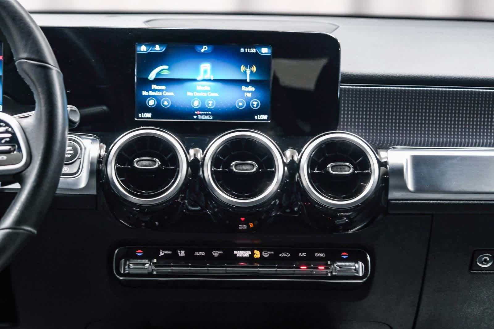 Thumbnail: 2020 Mercedes-Benz GLB - 14