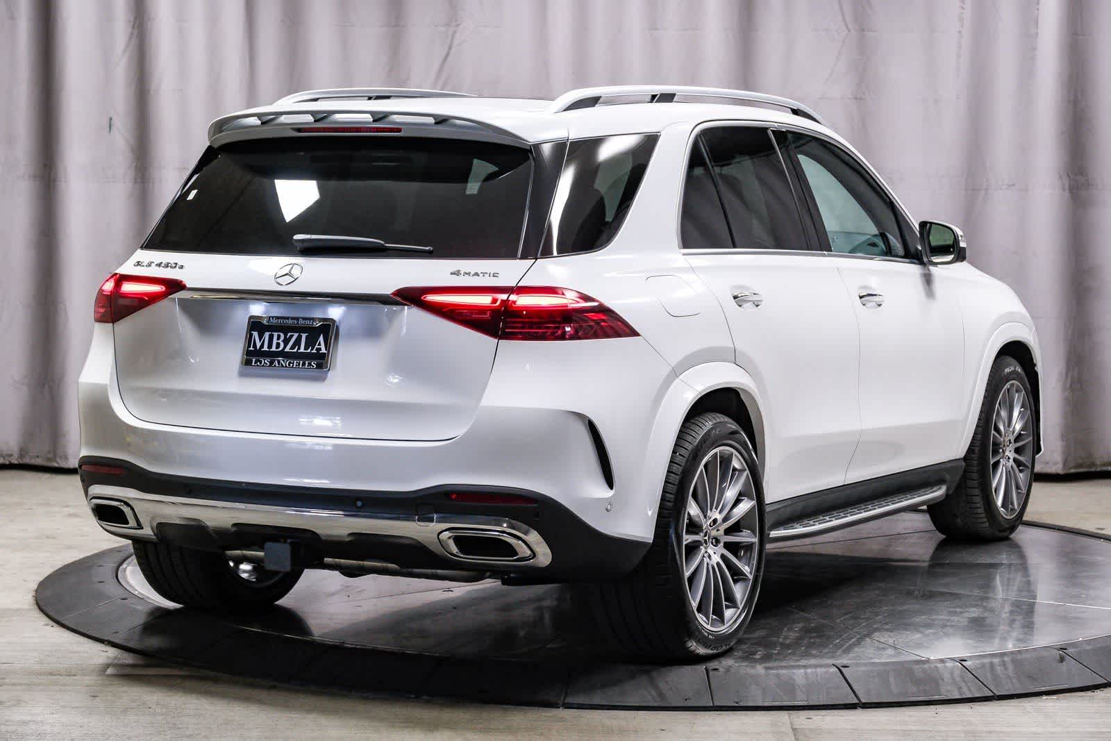 Thumbnail: 2026 Mercedes-Benz GLE - 4