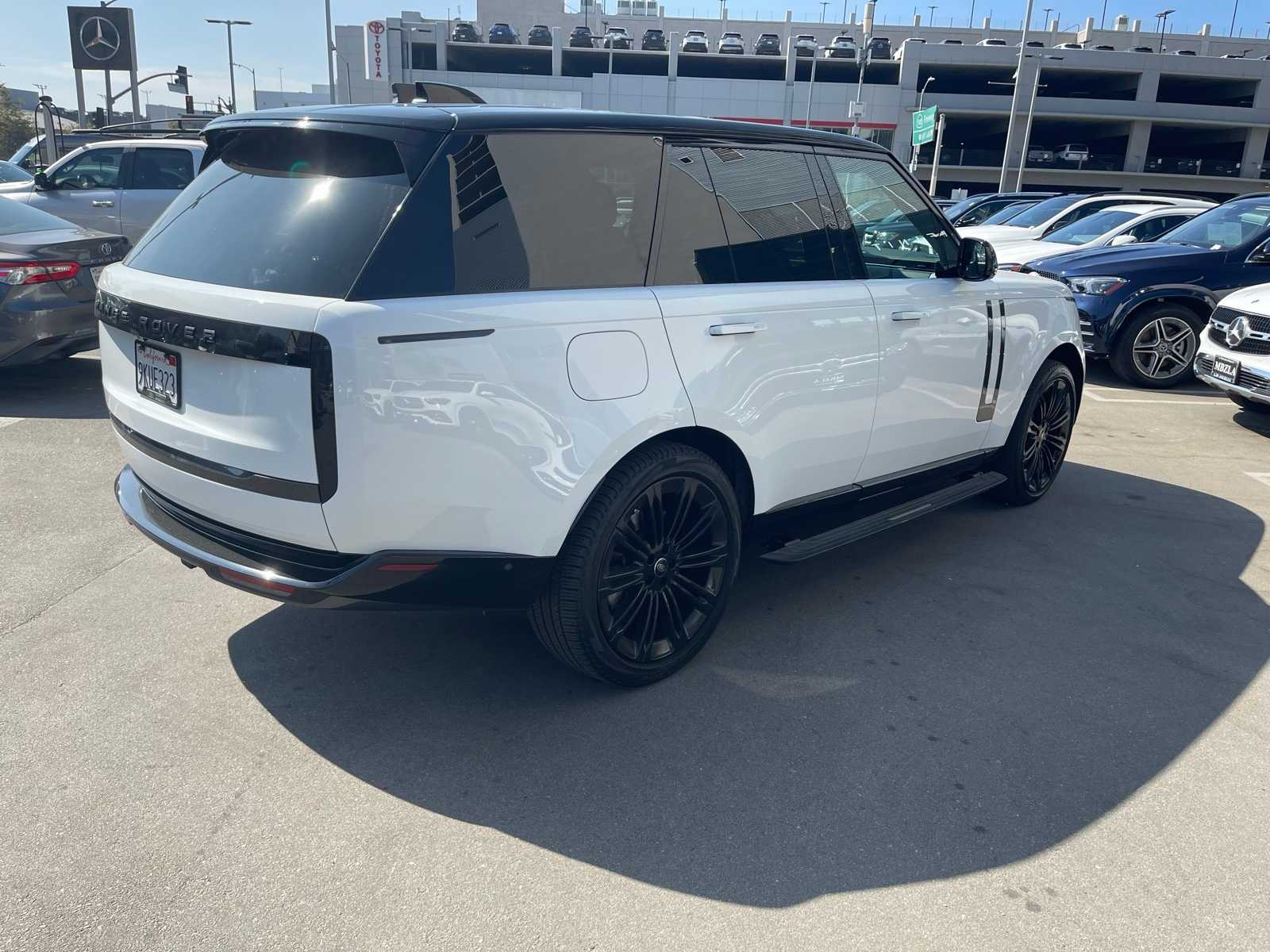 Thumbnail: 2024 Land Rover Range Rover - 5
