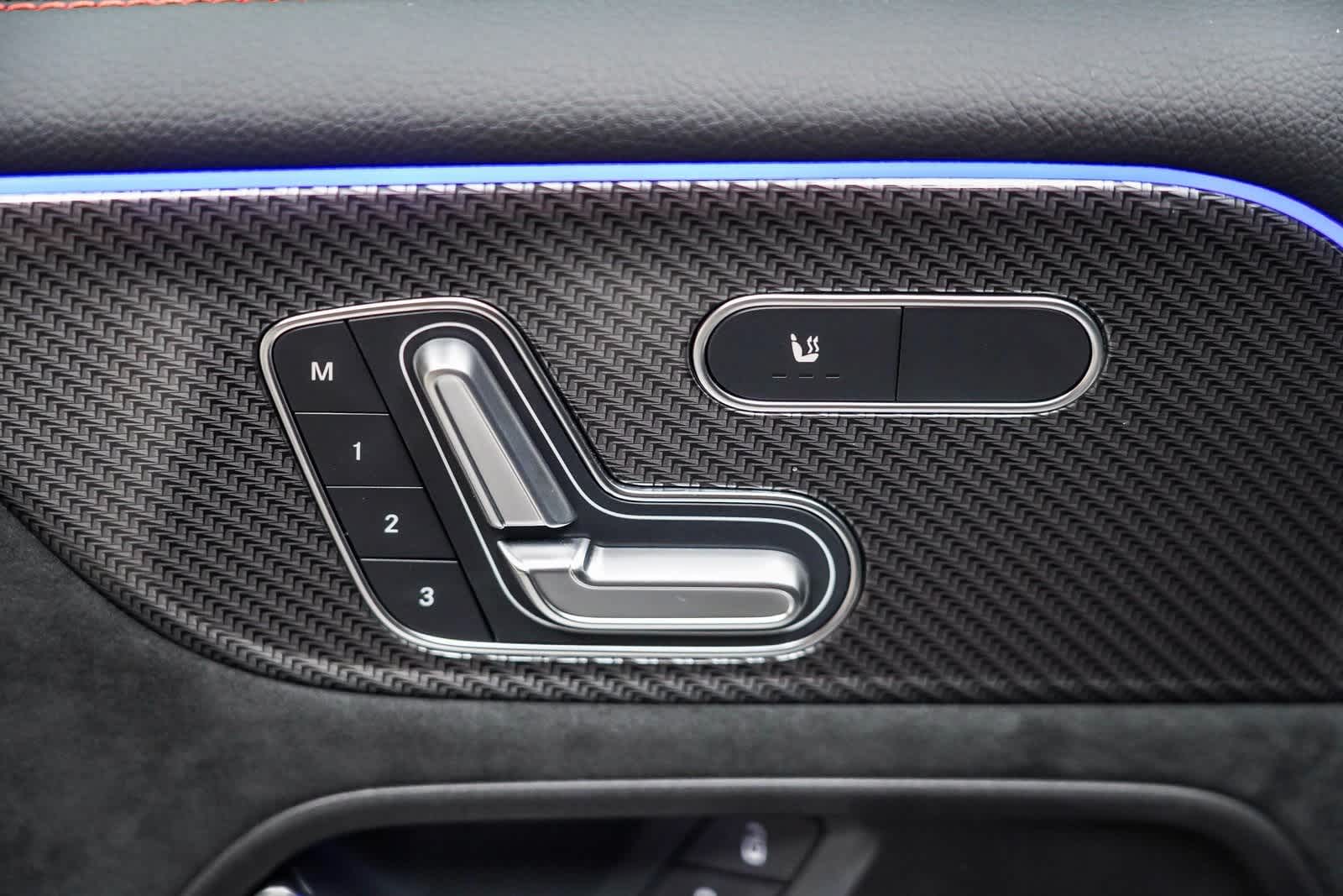 Thumbnail: 2025 Mercedes-Benz GLB - 22