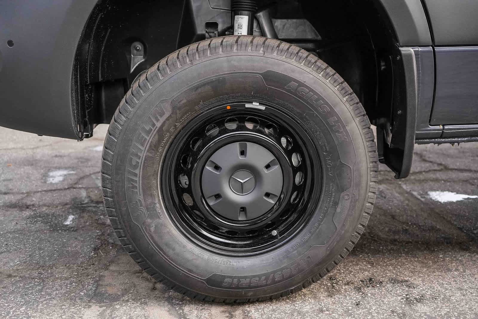 Thumbnail: 2026 Mercedes-Benz Sprinter - 11