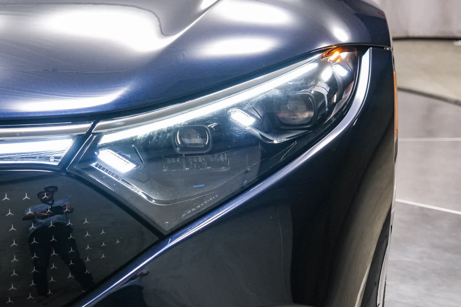 Thumbnail: 2022 Mercedes-Benz EQS - 11