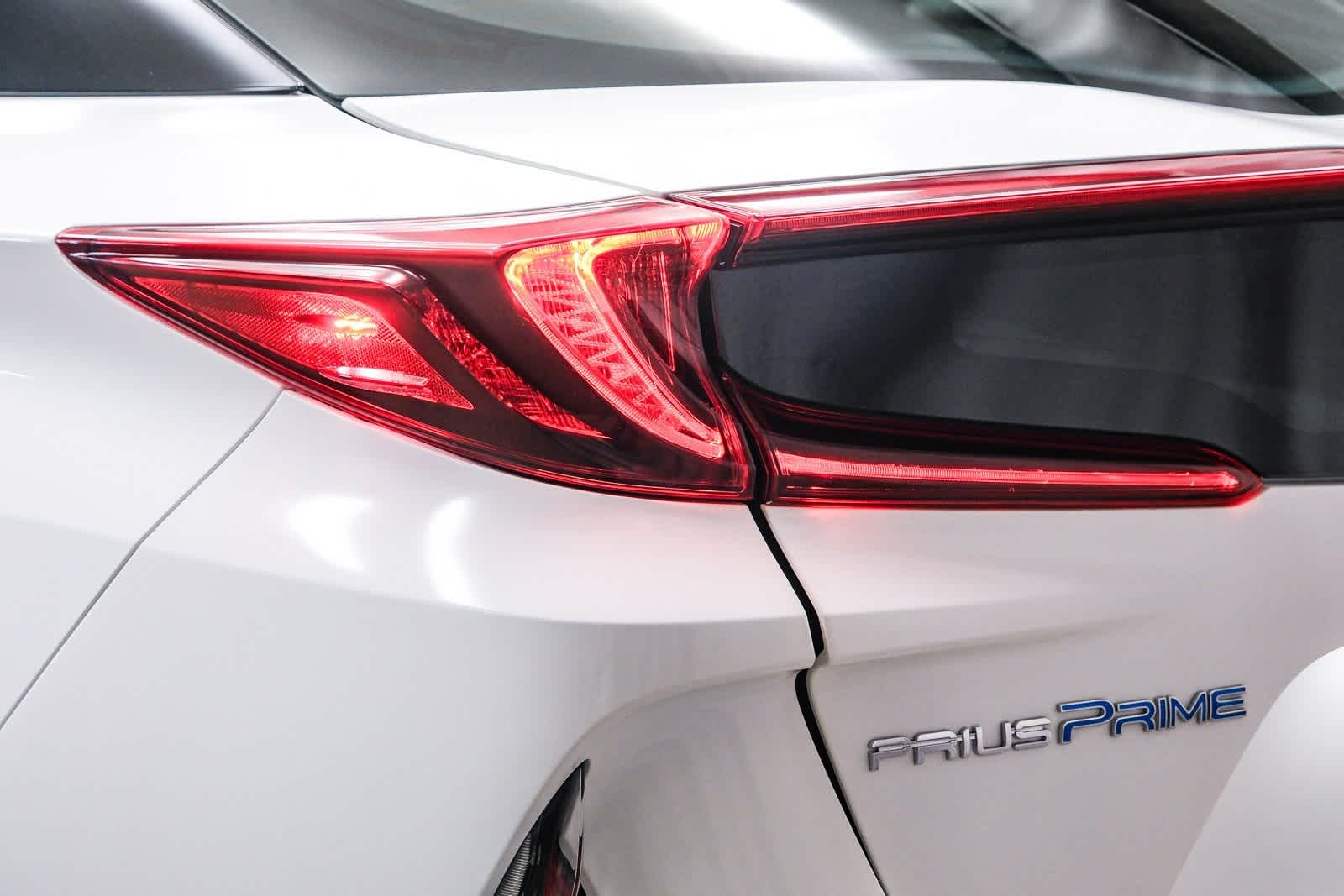 Thumbnail: 2021 Toyota Prius Prime - 7