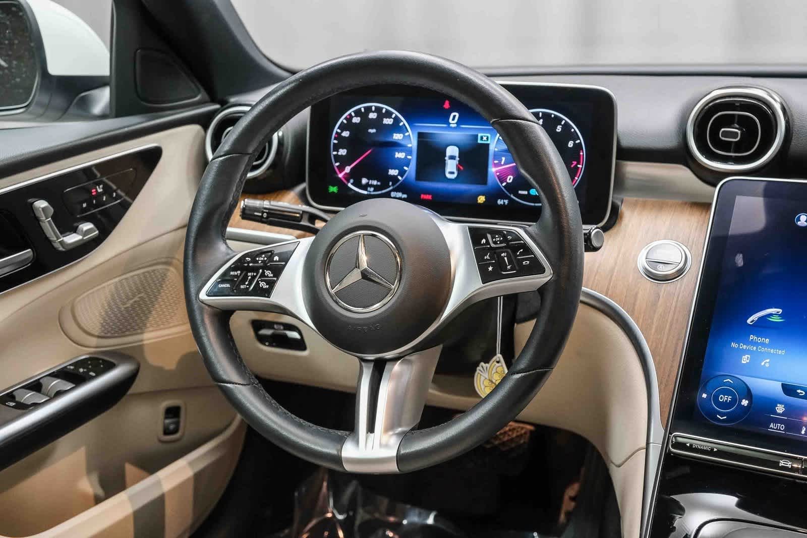 Thumbnail: 2022 Mercedes-Benz C-Class - 14