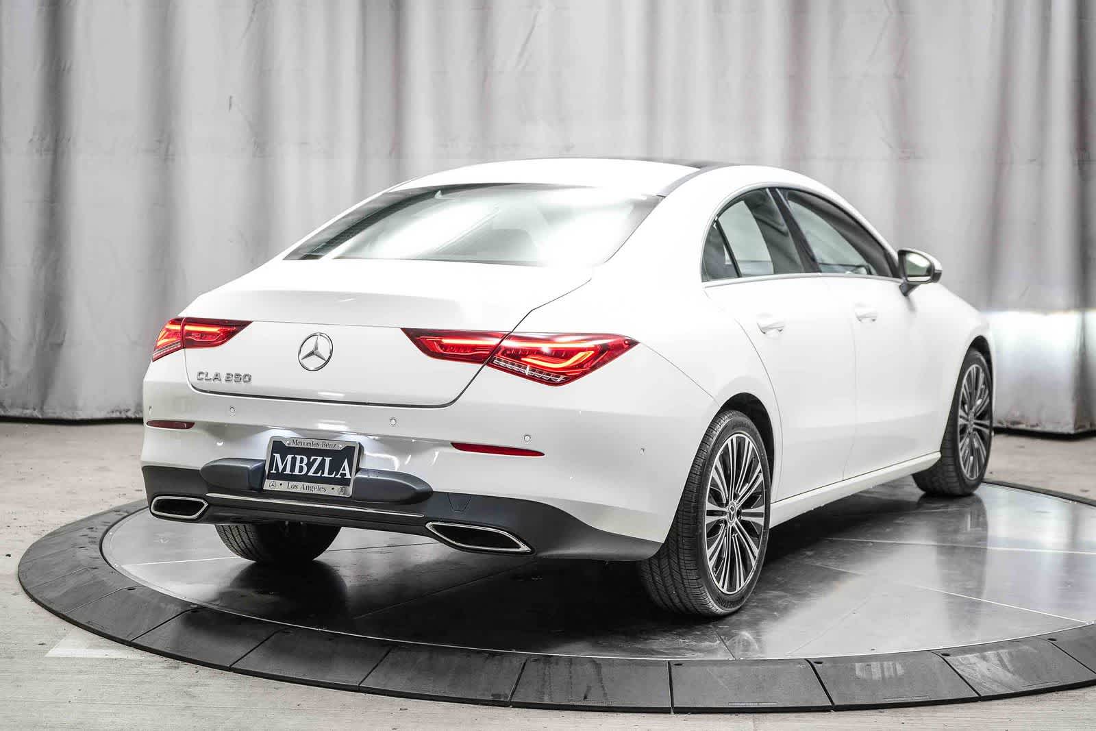 Thumbnail: 2022 Mercedes-Benz CLA - 10