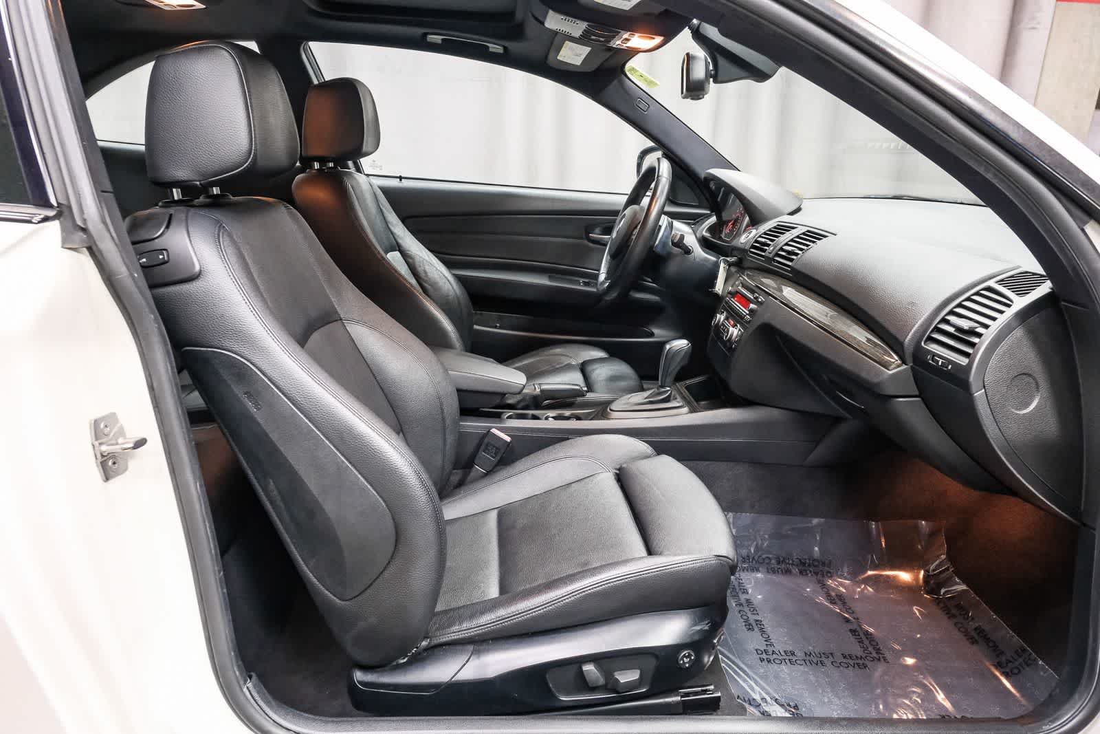Thumbnail: 2012 BMW 1 Series - 21