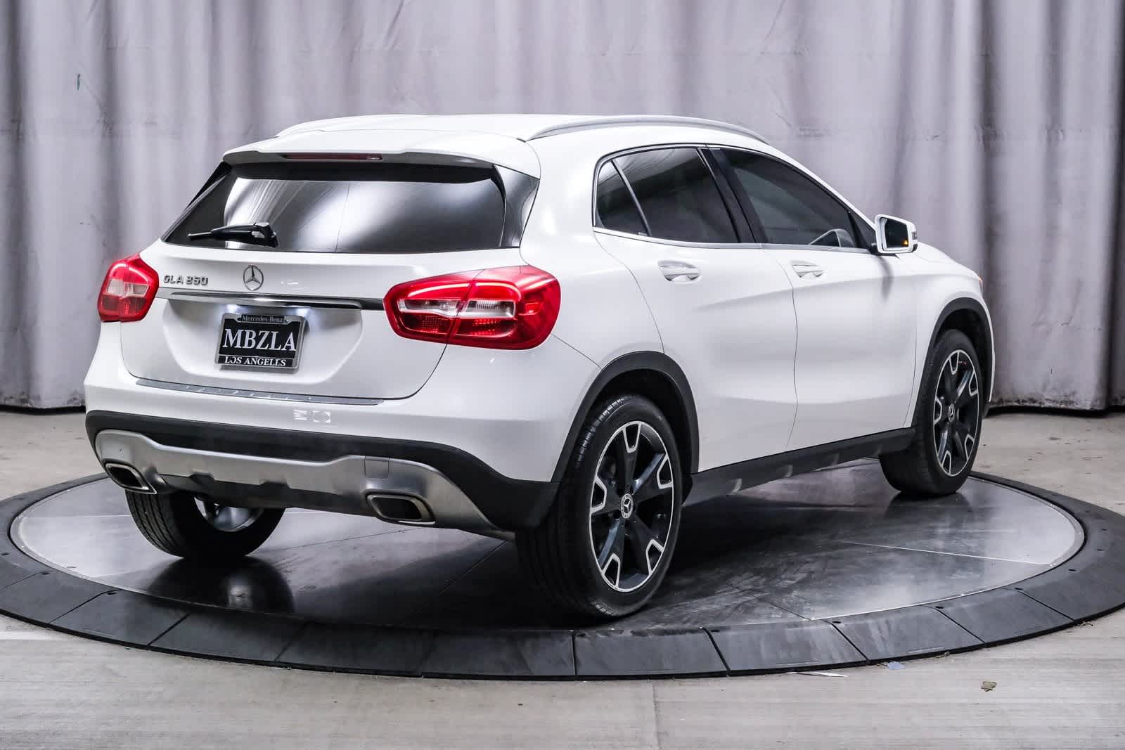 Thumbnail: 2019 Mercedes-Benz GLA - 4