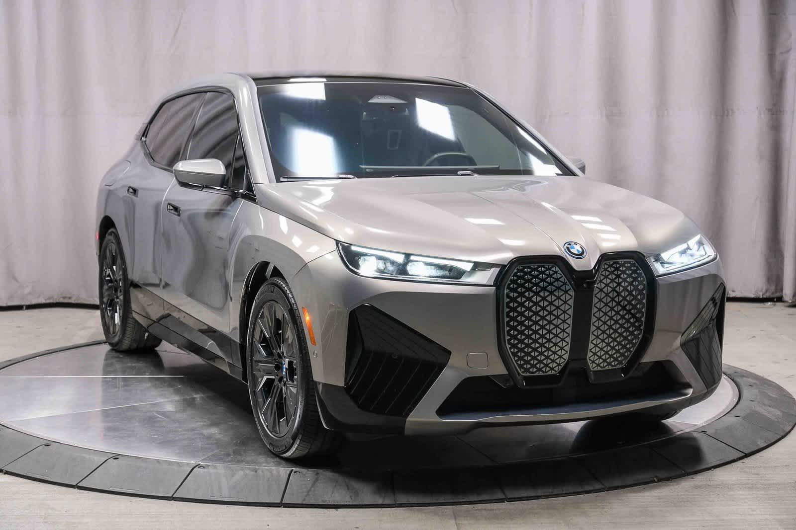 Thumbnail: 2023 BMW iX - 5