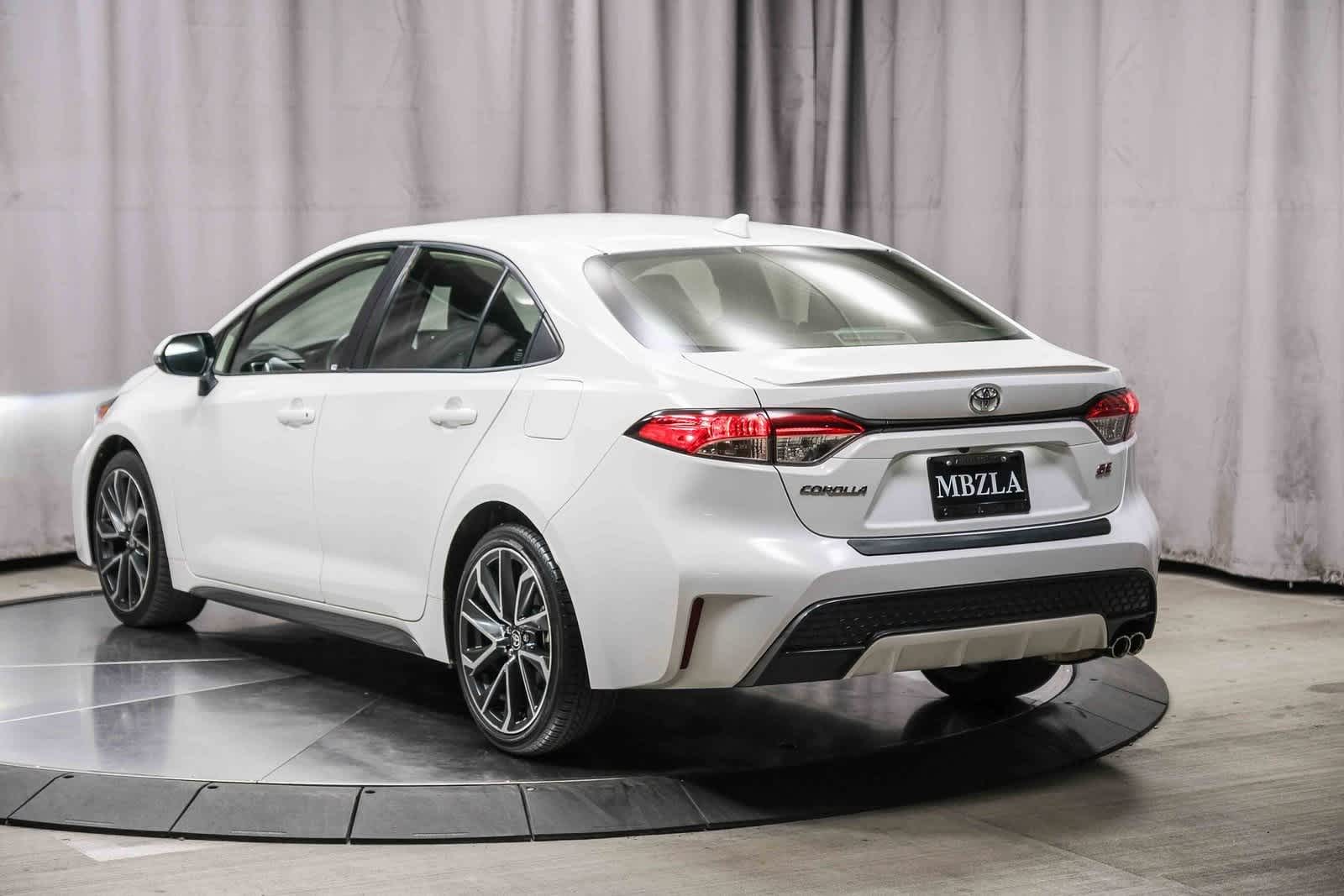 Thumbnail: 2022 Toyota Corolla - 2