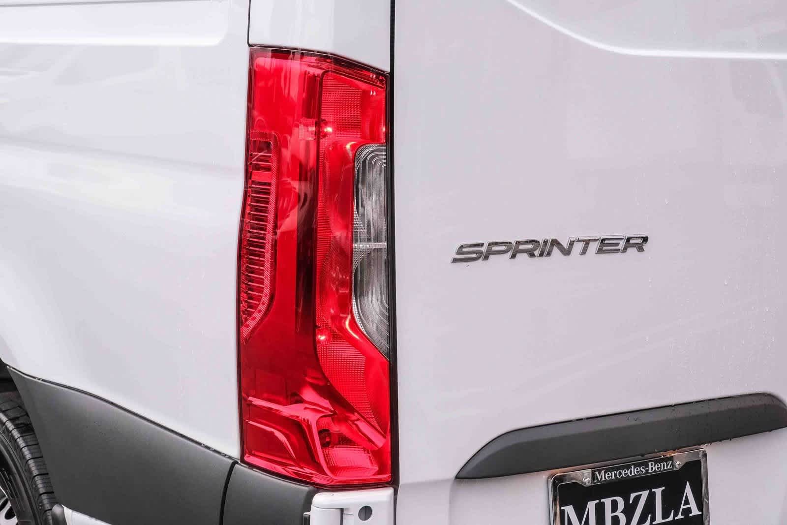 Thumbnail: 2024 Mercedes-Benz Sprinter - 7