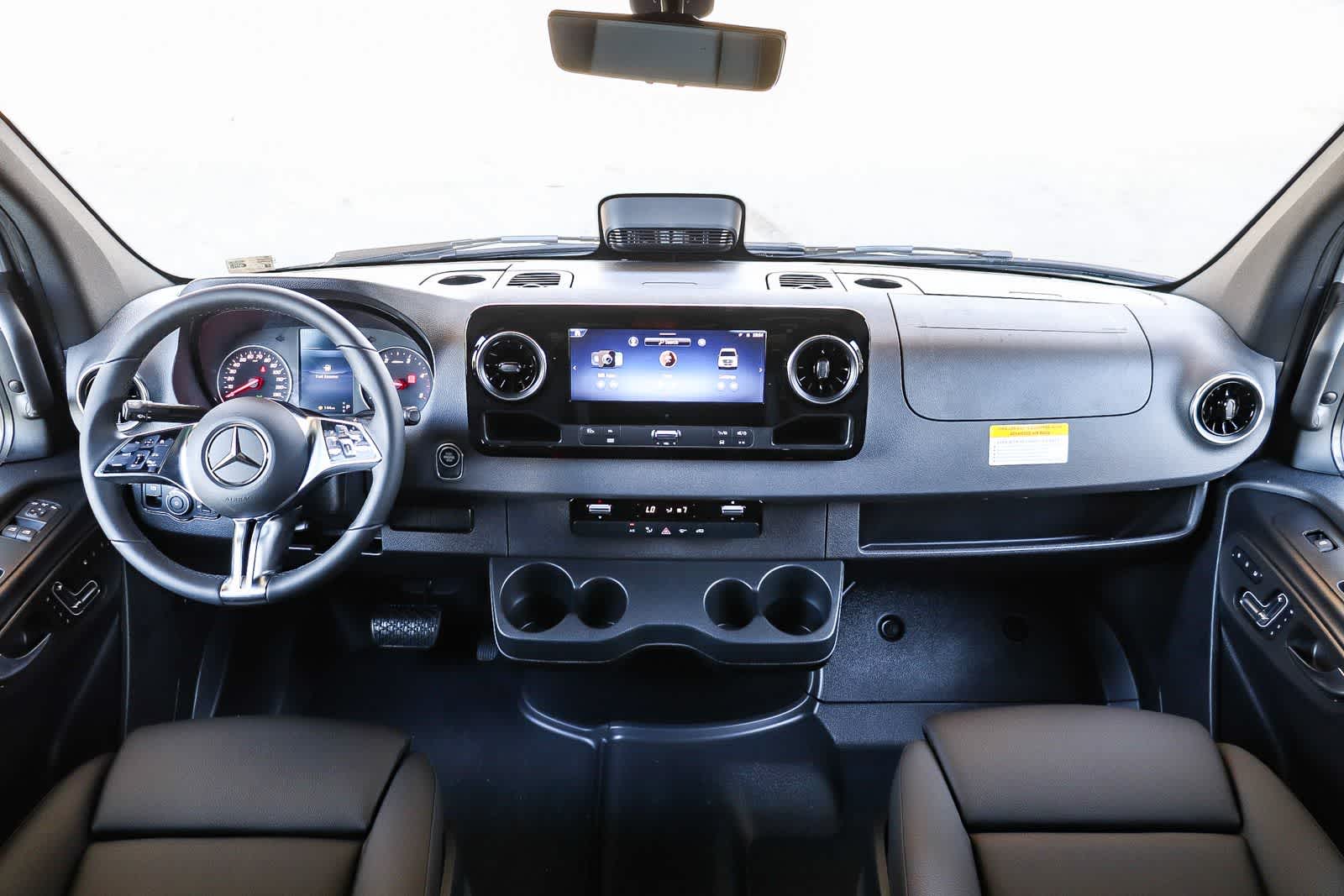 Thumbnail: 2026 Mercedes-Benz Sprinter - 12