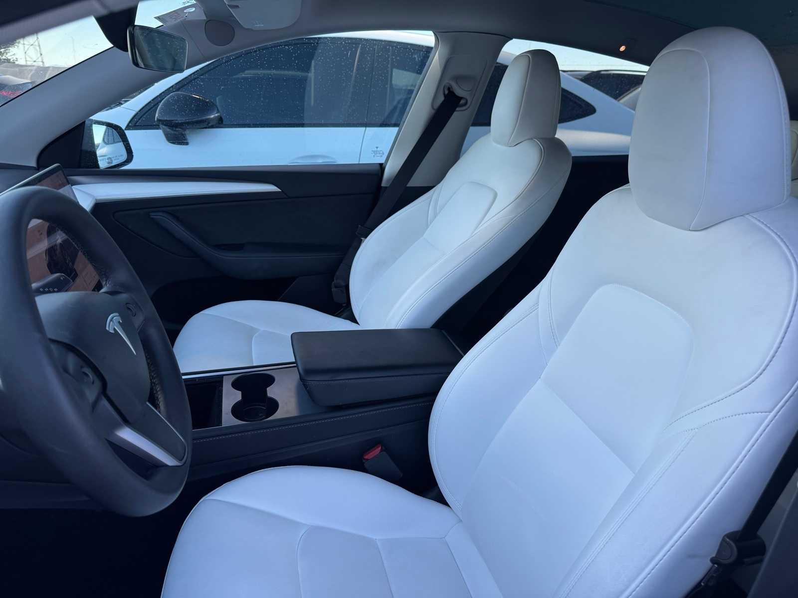 Thumbnail: 2023 Tesla Model Y - 6