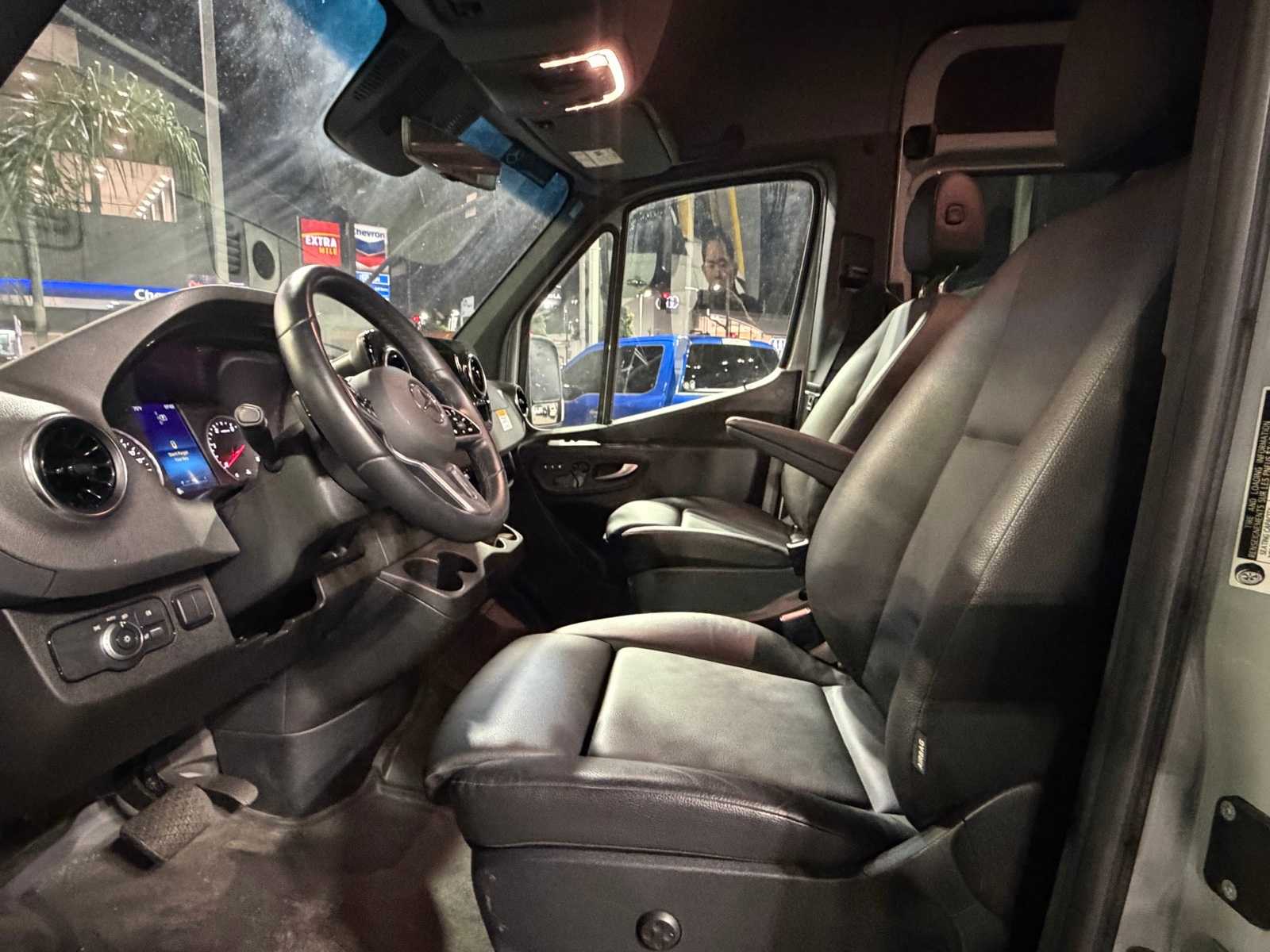 Thumbnail: 2024 Mercedes-Benz Sprinter - 7