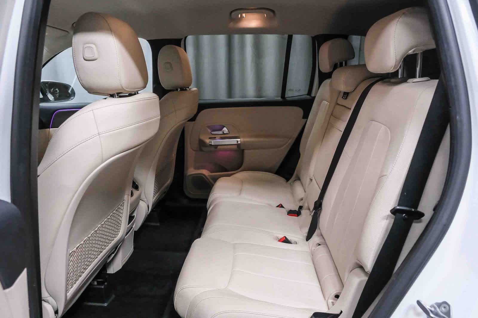 Thumbnail: 2021 Mercedes-Benz GLB - 19