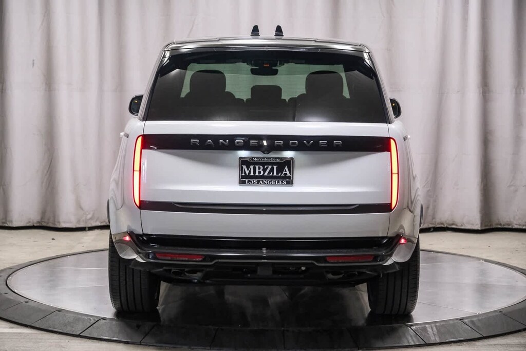 Used 2024 Land Rover Range Rover P530 SE SUV