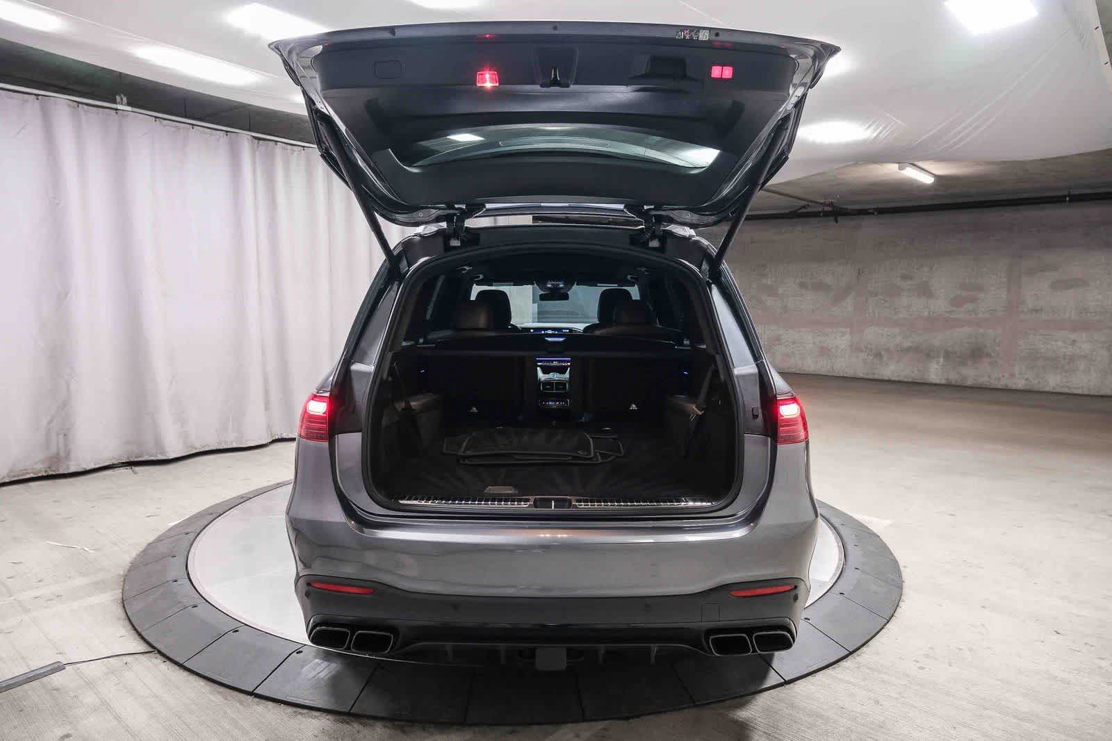 Thumbnail: 2024 Mercedes-Benz GL-Class - 26