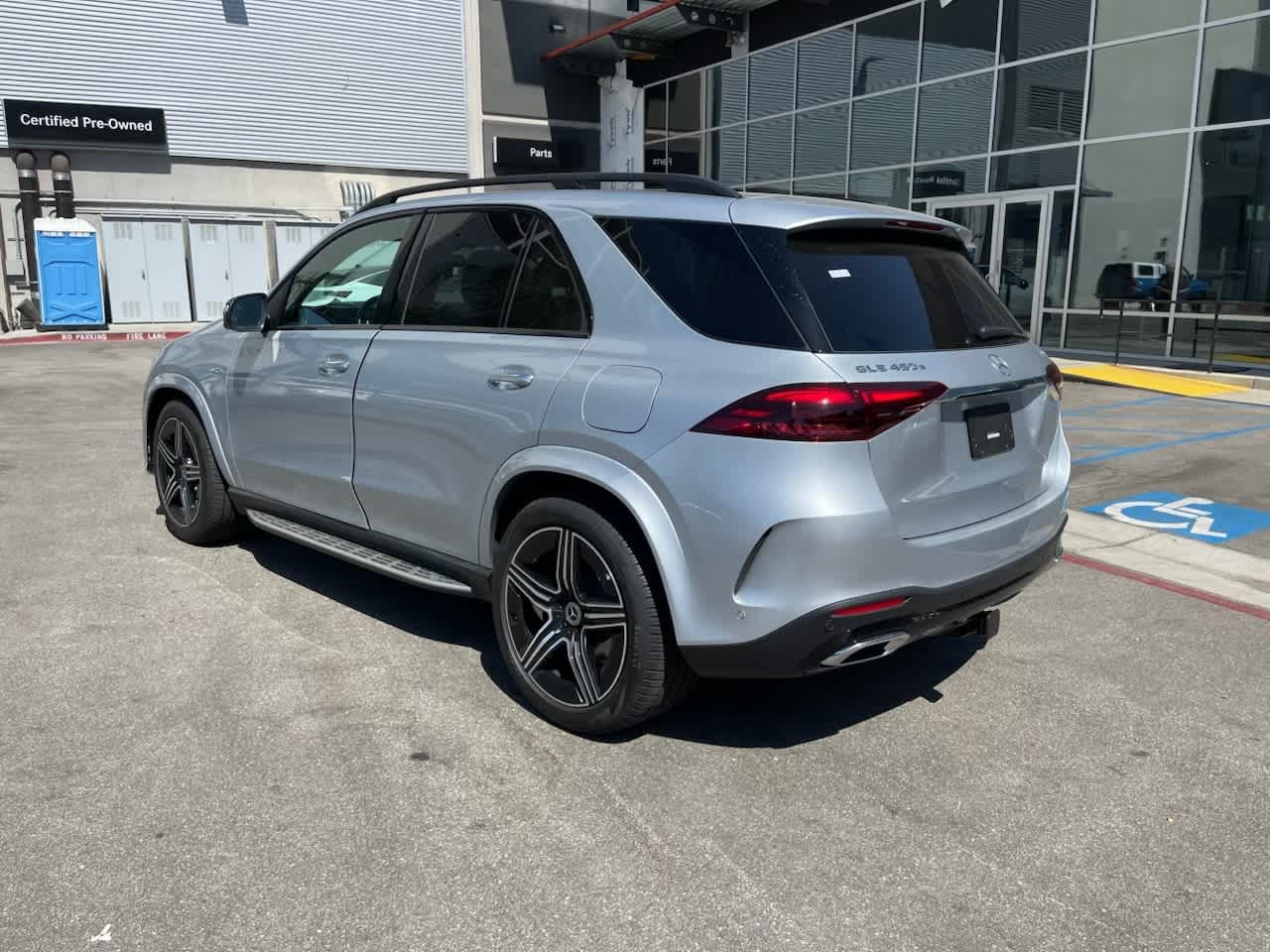 Thumbnail: 2025 Mercedes-Benz GLE - 2