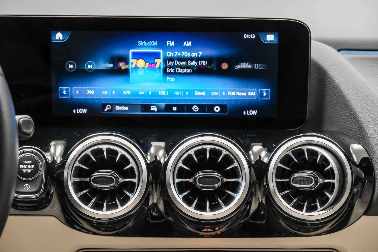 Thumbnail: 2023 Mercedes-Benz GLA - 15