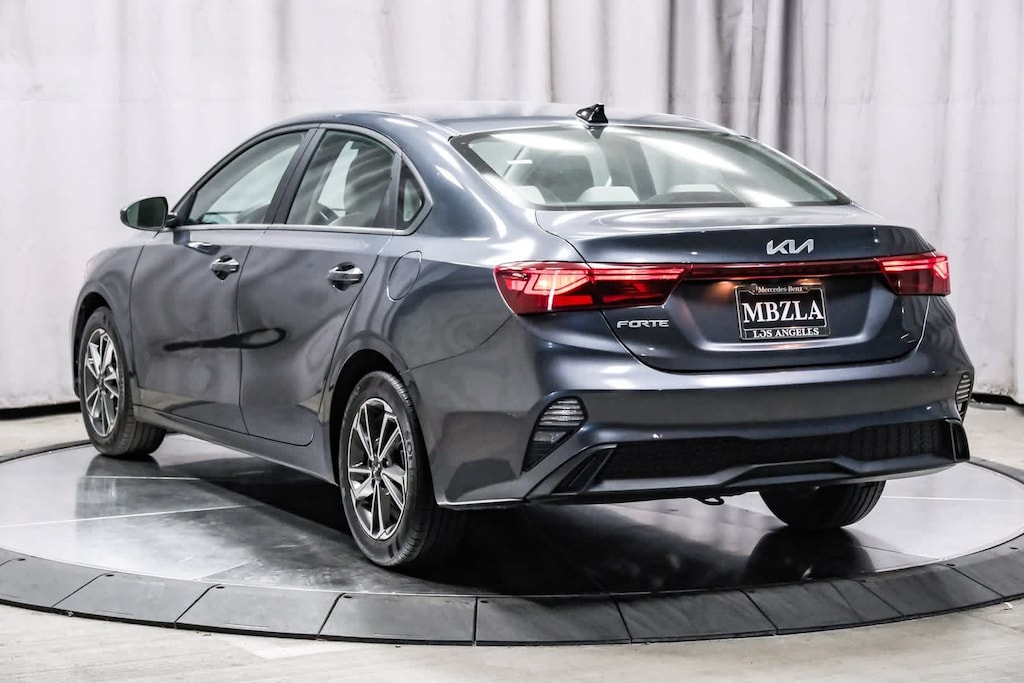 Used 2022 Kia Forte LXS Sedan
