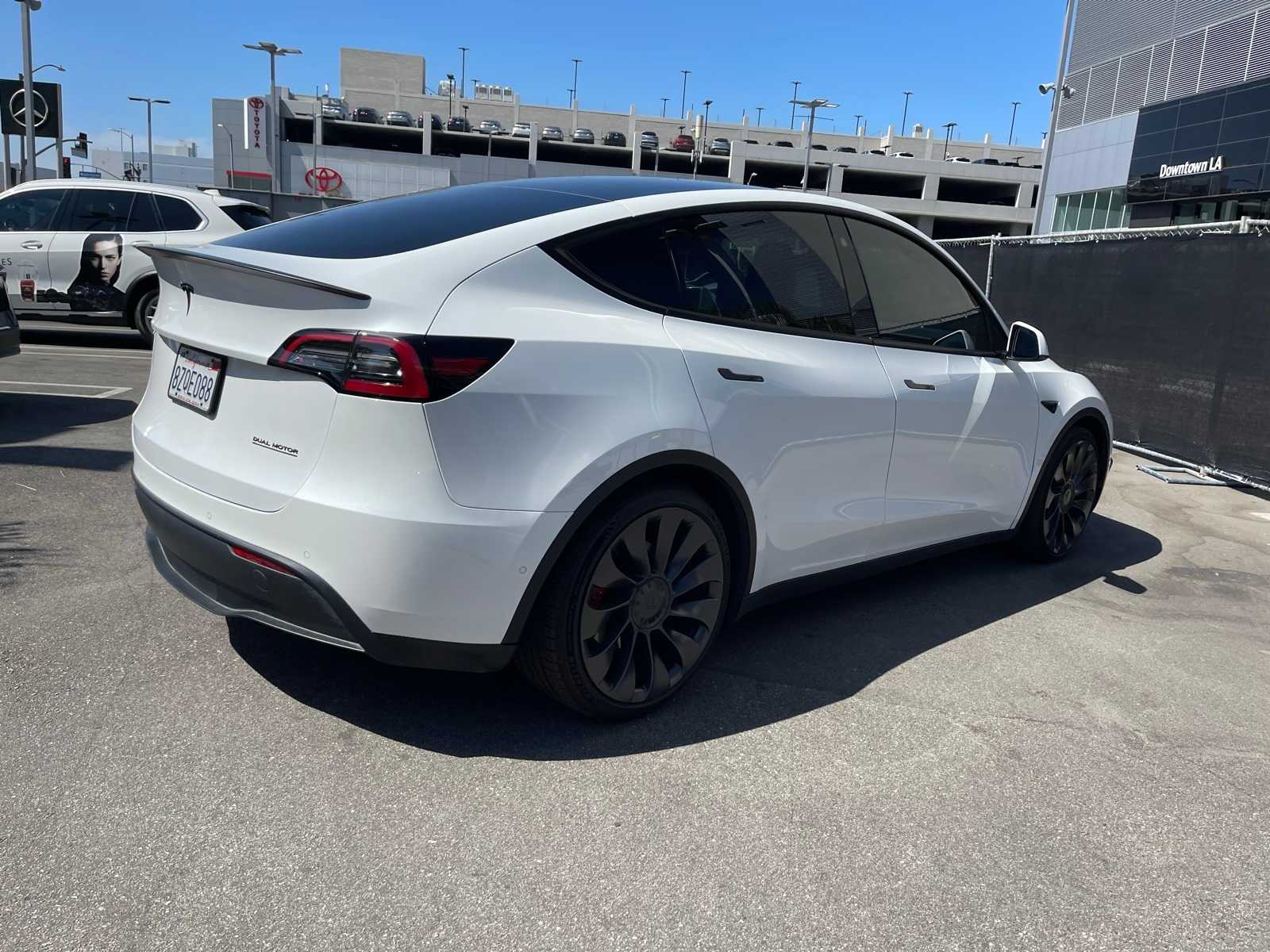 Thumbnail: 2022 Tesla Model Y - 3